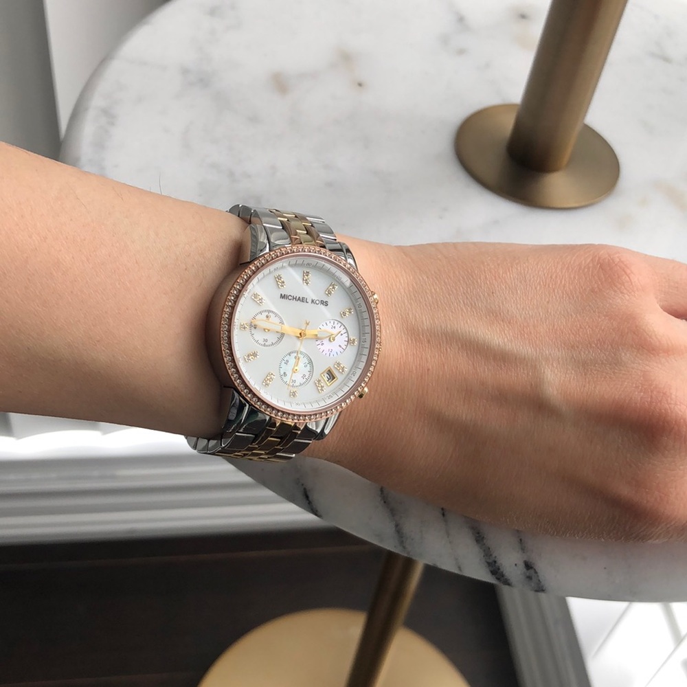 Michael Kors Watch - Picture 10 of 11